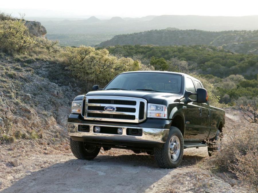  Ford F-250 FX4 2005 года  (фото 6 из 9)